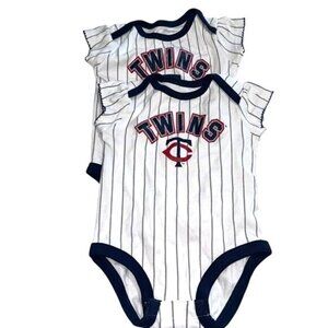 Minnesota Twins Baby Onesies 6/9M Genuine Merchandise White & Navy Striped Flutt